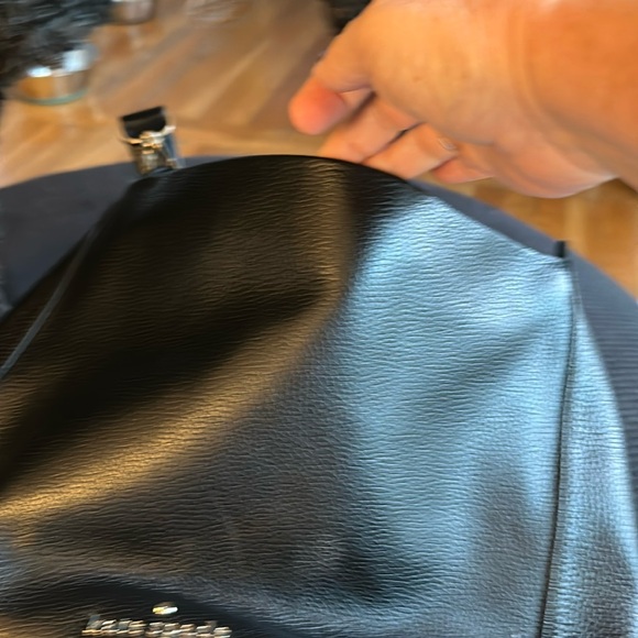 black Kate Spade bucket type bag - Picture 1 of 2